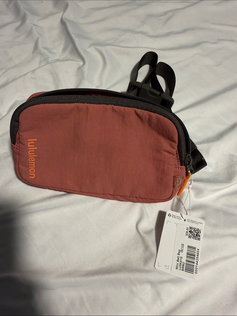 lululemon athletica Men's Rust/Burnt Orange Belt Bag